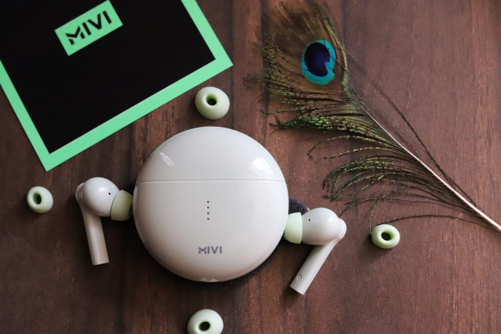MIVI One smartphone